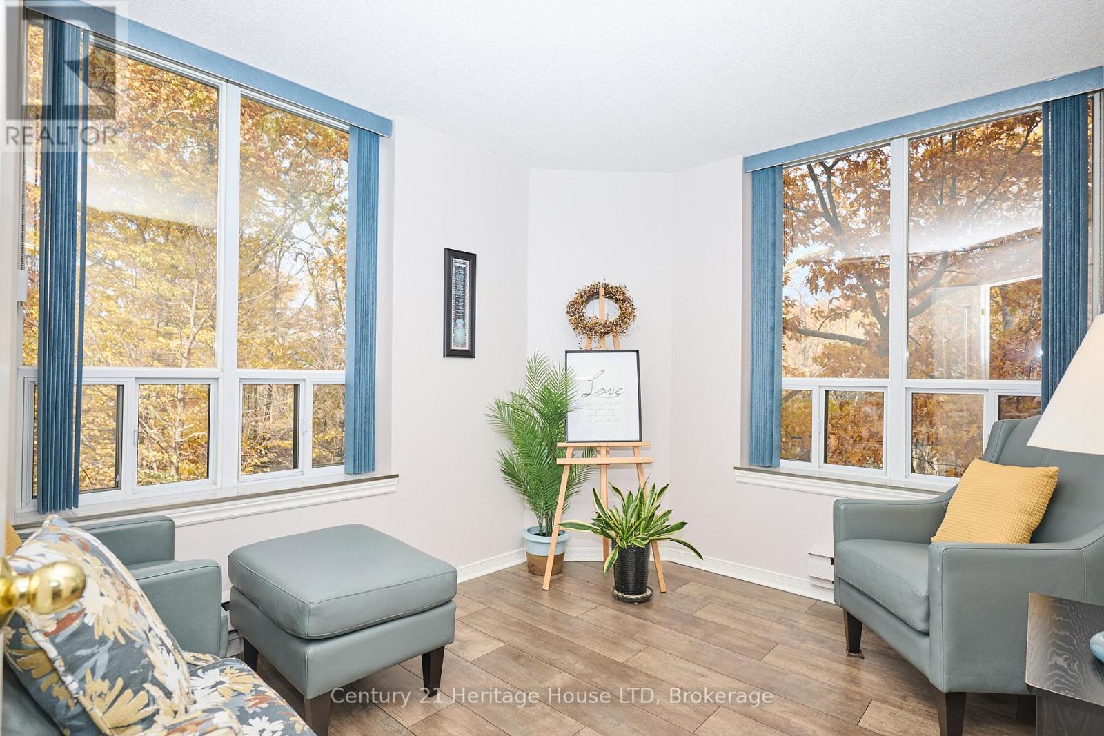 Den - 317 - 8111 Forest Glen Drive, Niagara Falls (Mt. Carmel), ON - Indoor