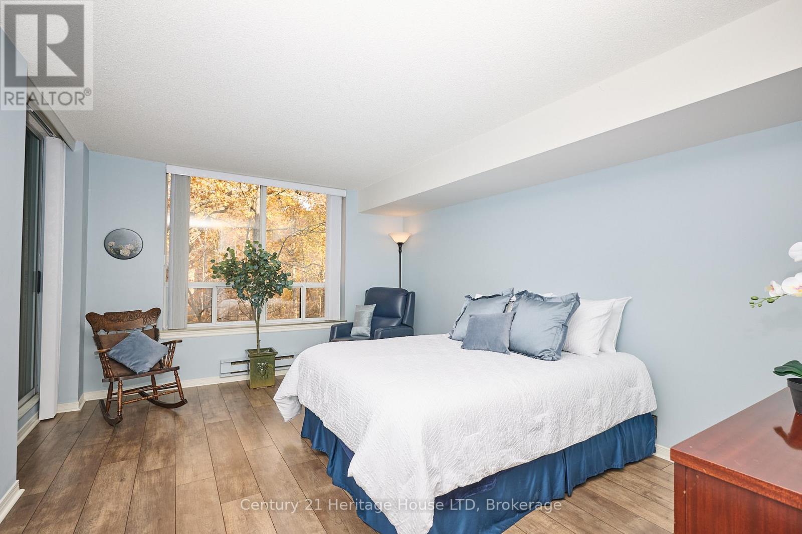 Primary Bedroom - 317 - 8111 Forest Glen Drive, Niagara Falls (Mt. Carmel), ON - Indoor Photo Showing Bedroom