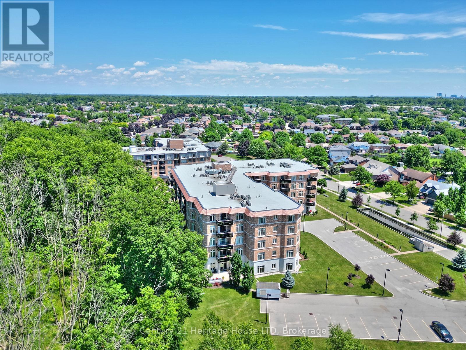 317 - 8111 Forest Glen Drive, Niagara Falls (Mt. Carmel), ON - Outdoor With View