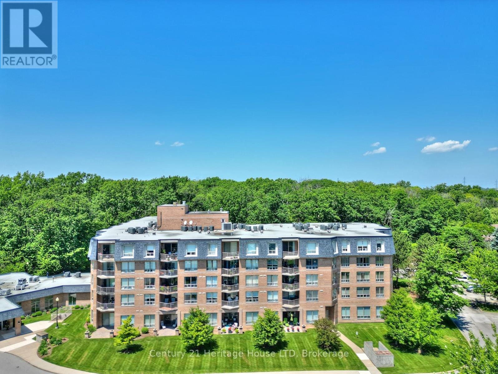 317 - 8111 Forest Glen Drive, Niagara Falls (Mt. Carmel), ON - Outdoor