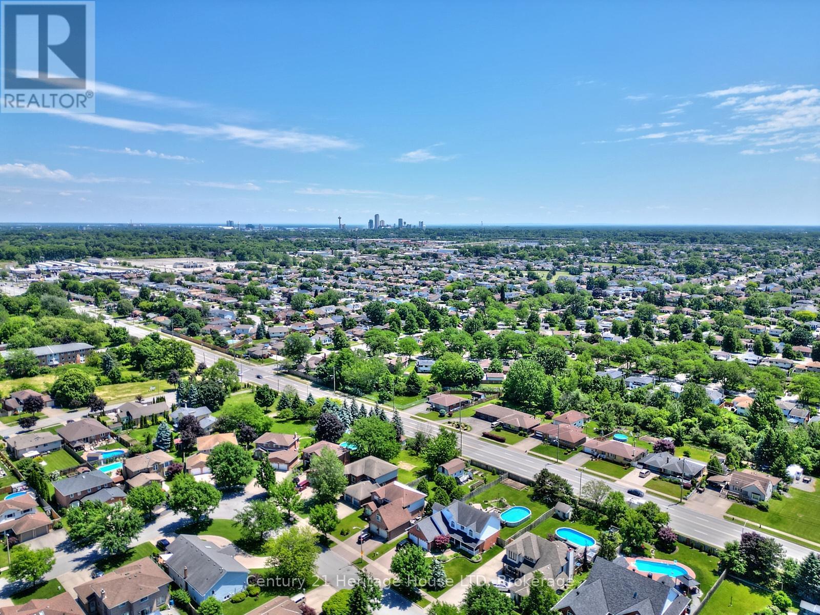 317 - 8111 Forest Glen Drive, Niagara Falls (Mt. Carmel), ON - Outdoor With View