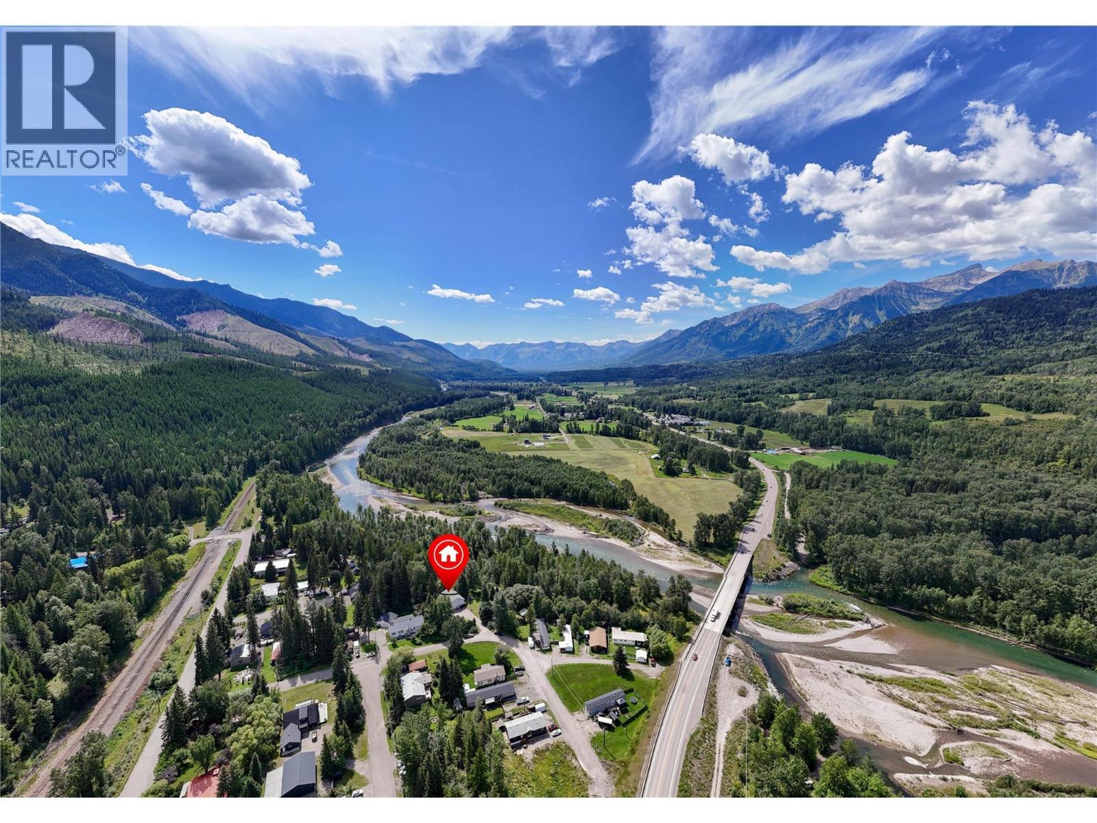 7392 8Th Avenue, Hosmer, BC - Outdoor With View