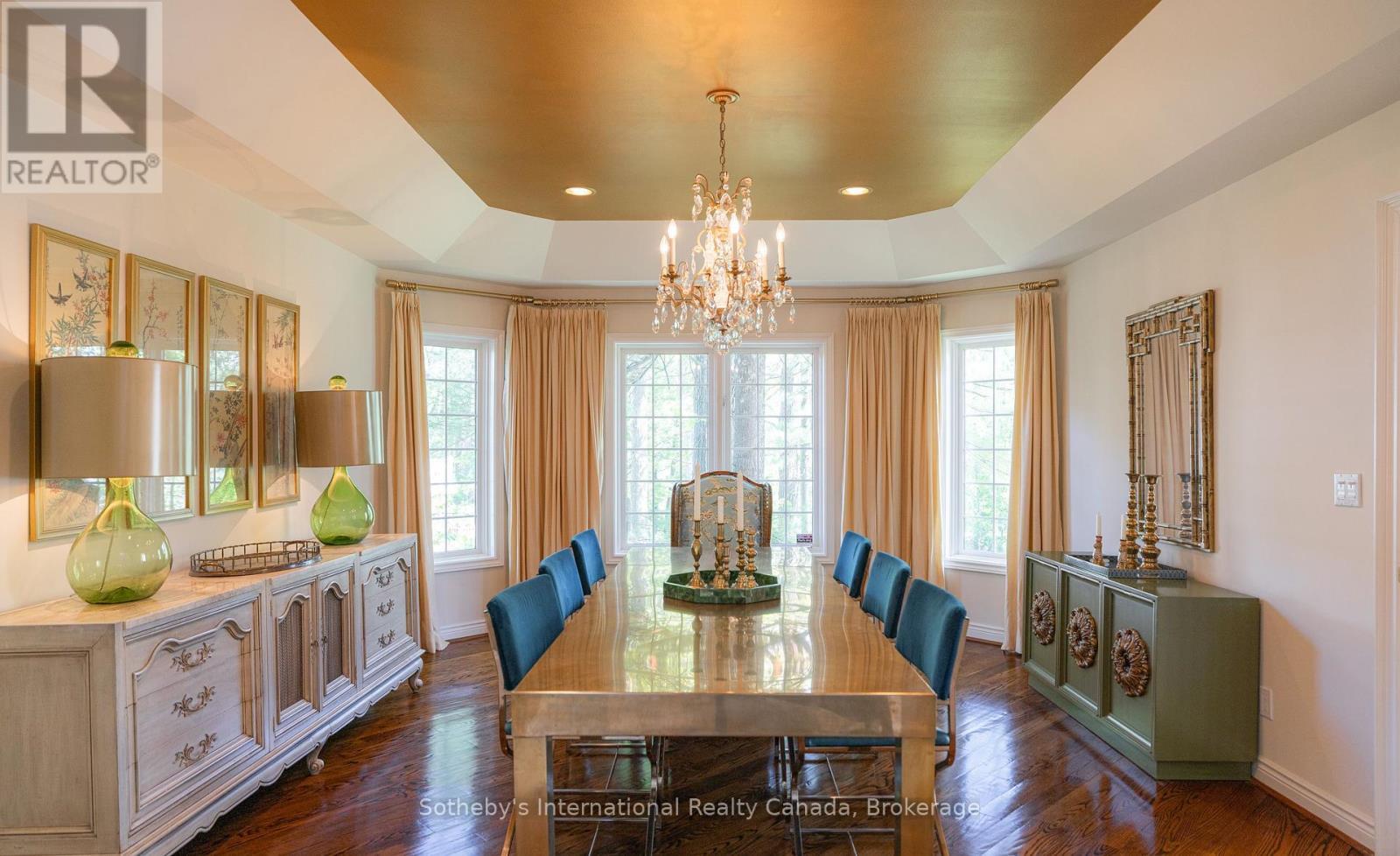 33 Edgecombe Terrace, Springwater, ON - Indoor Photo Showing Dining Room