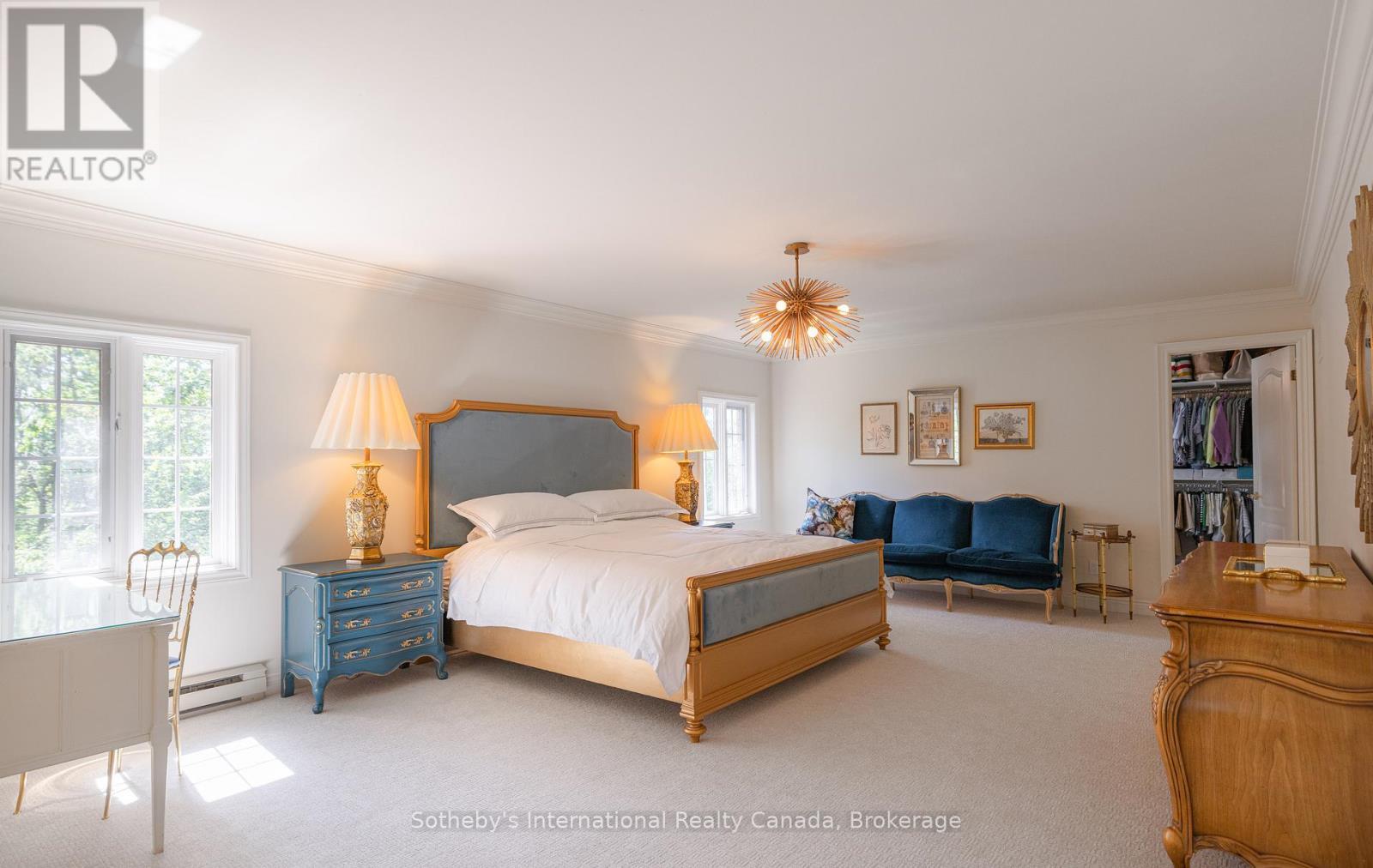 33 Edgecombe Terrace, Springwater, ON - Indoor Photo Showing Bedroom