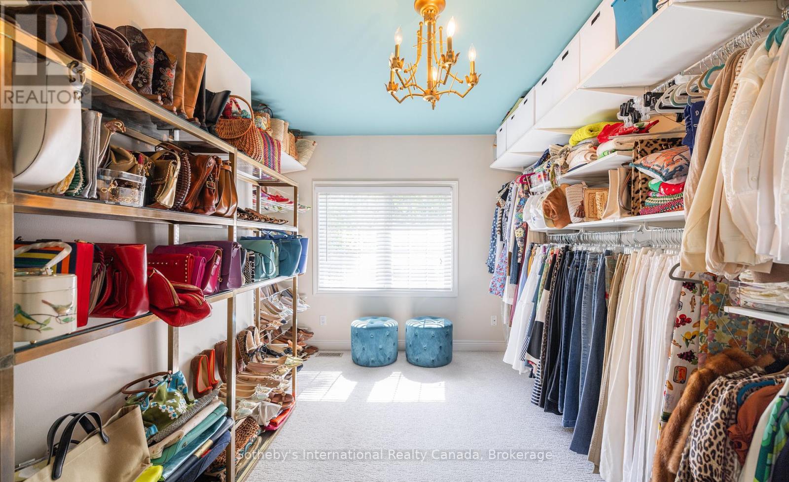 33 Edgecombe Terrace, Springwater, ON - Indoor With Storage