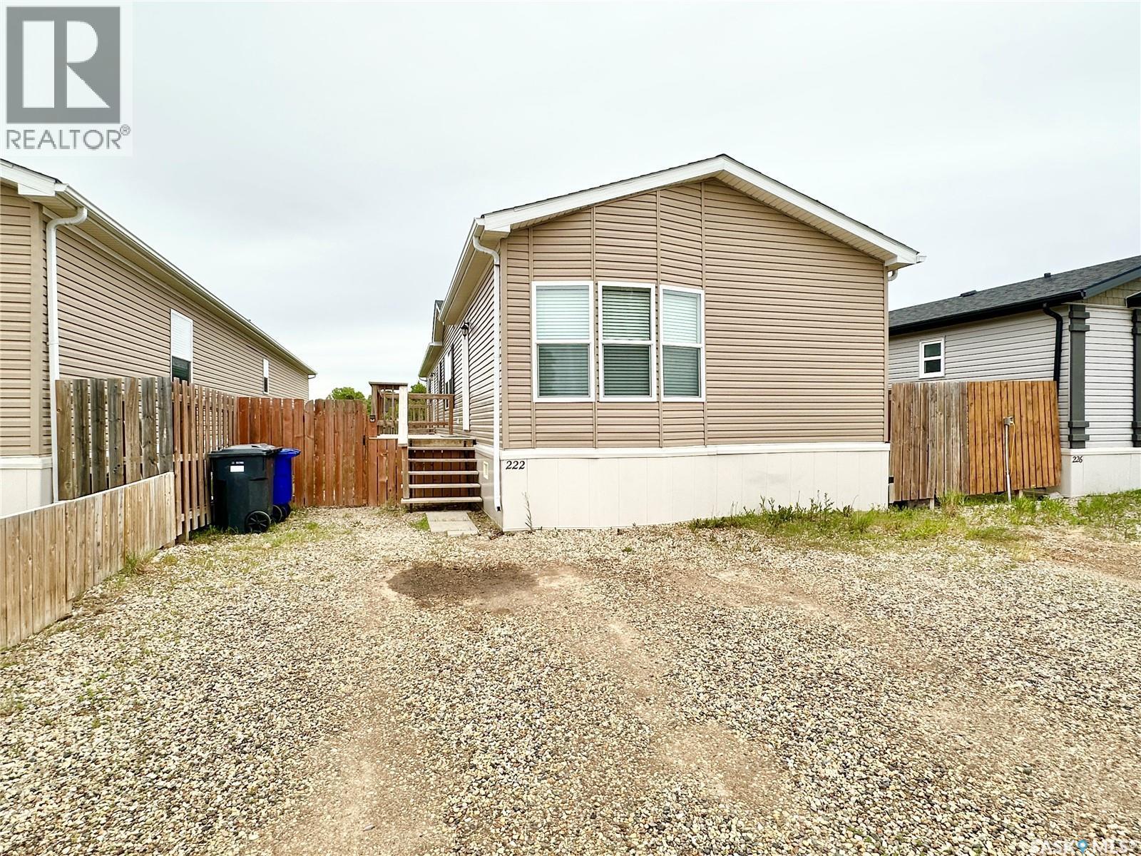 222 Brownlee Street, Weyburn, SK