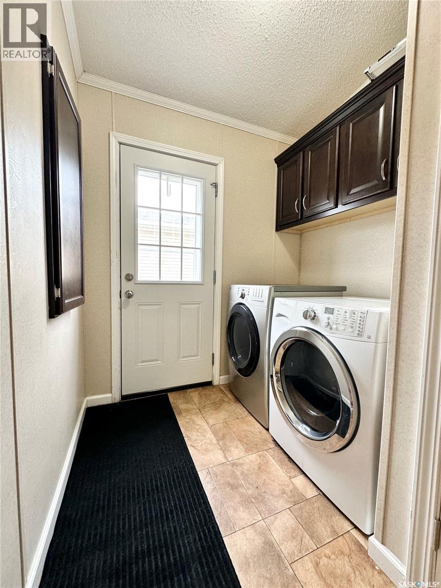 222 Brownlee Street, Weyburn, SK