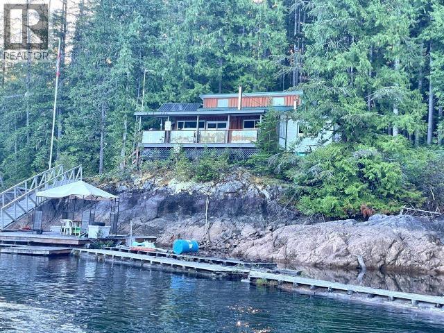 A-10640 Powell Lake, Powell River, BC - Outdoor With Body Of Water