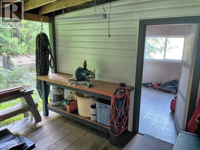 A-10640 Powell Lake, Powell River, BC - Indoor