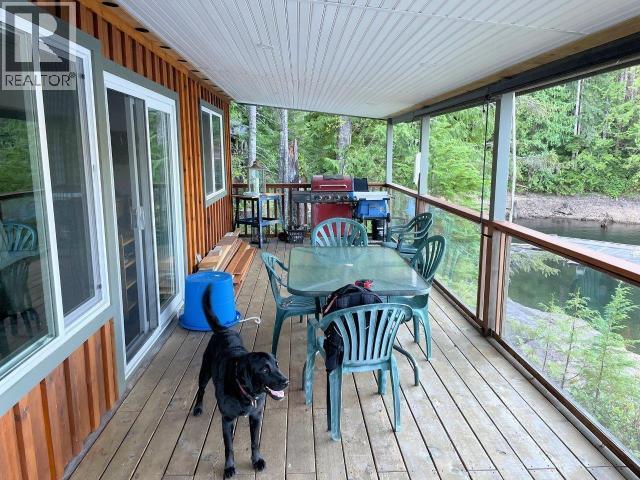 A-10640 Powell Lake, Powell River, BC - Outdoor With Deck Patio Veranda With Exterior