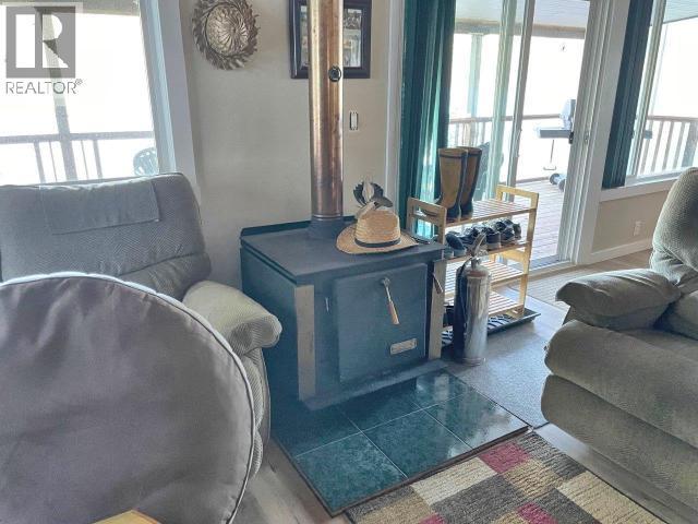 A-10640 Powell Lake, Powell River, BC - Indoor