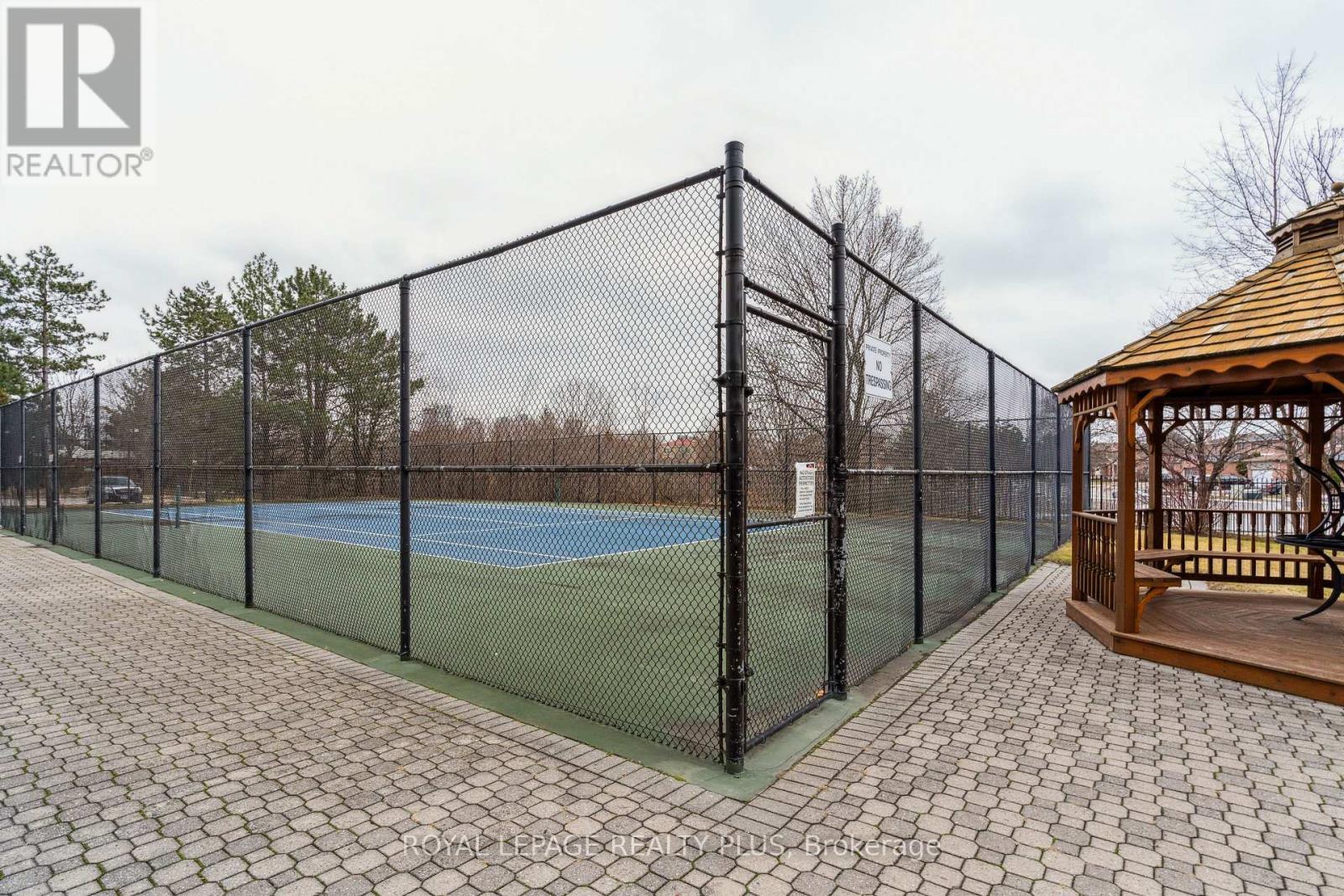 712 - 50 Kingsbridge Garden Circle, Mississauga, ON - Outdoor