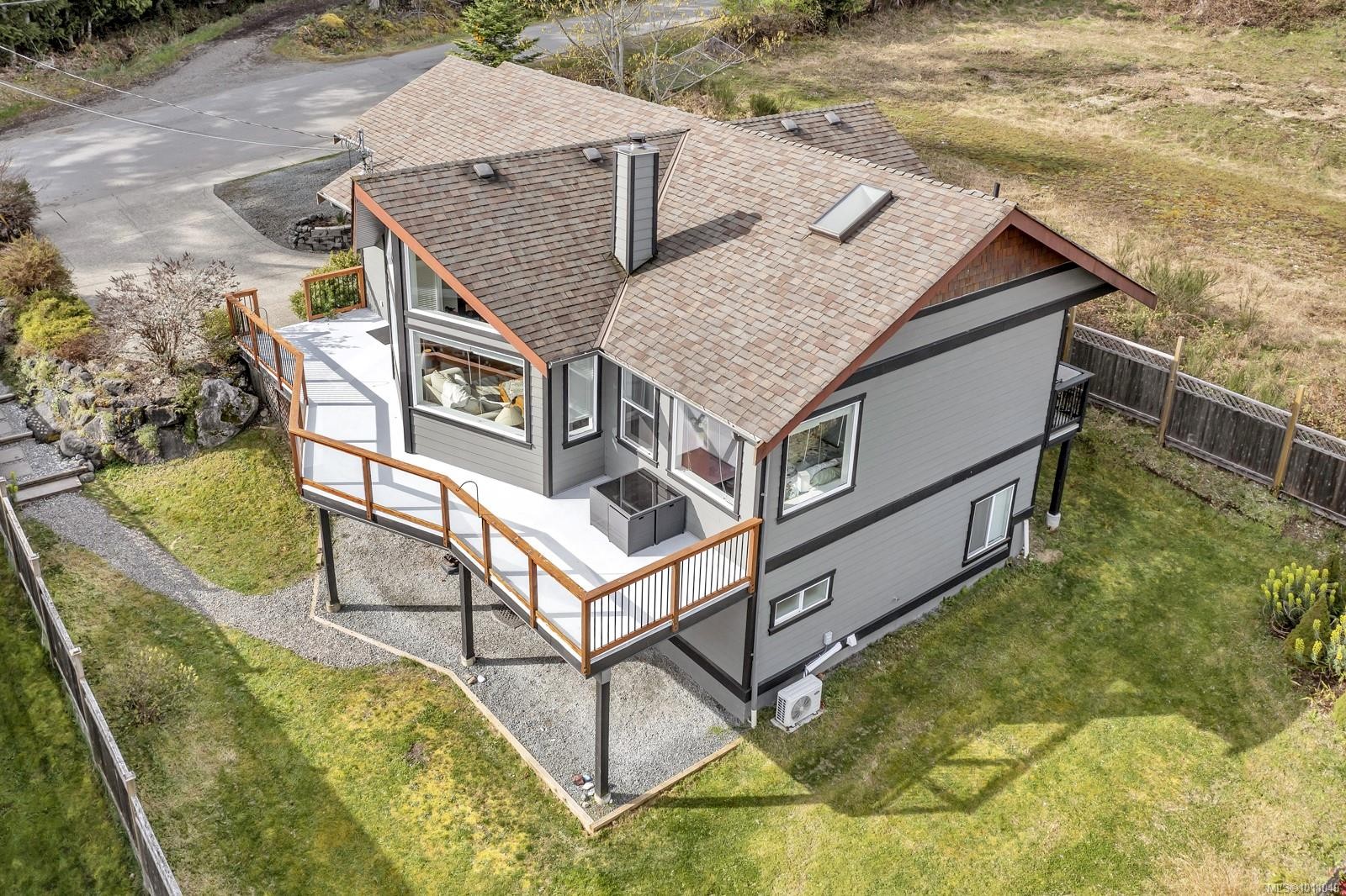 1735 Robert St, Crofton, BC