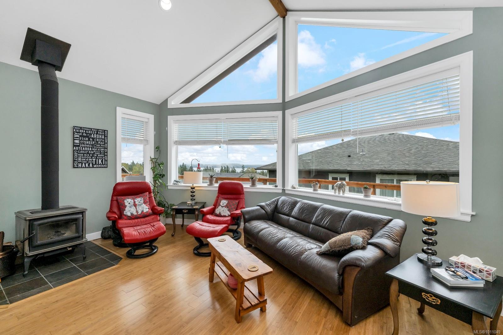 1735 Robert St, Crofton, BC