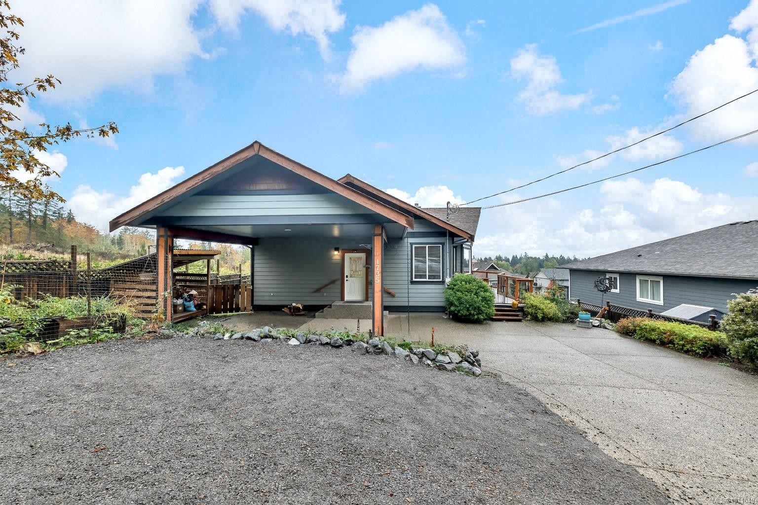 1735 Robert St, Crofton, BC