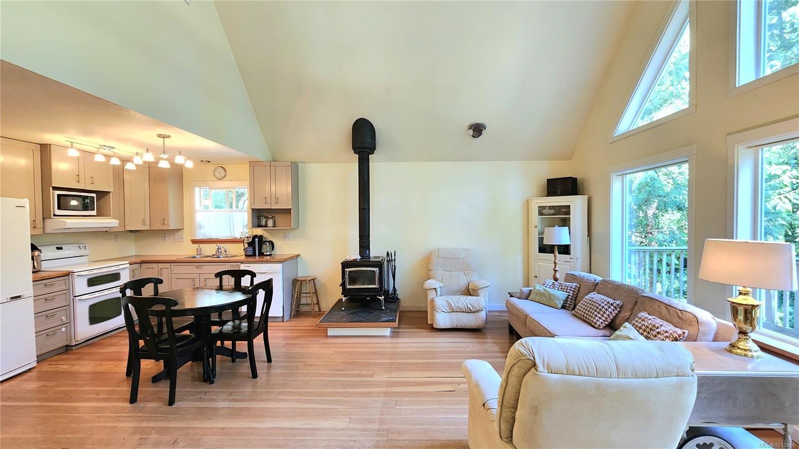 1020 Horseshoe Rd, Gabriola Island, BC