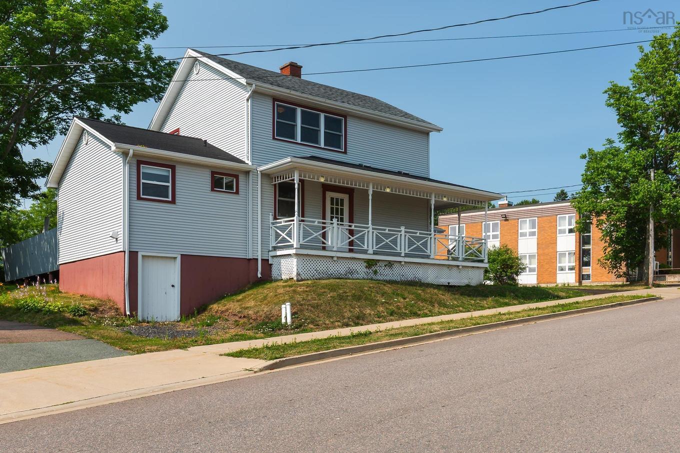 .. 17 Pitt Street, Port Hawkesbury, NS