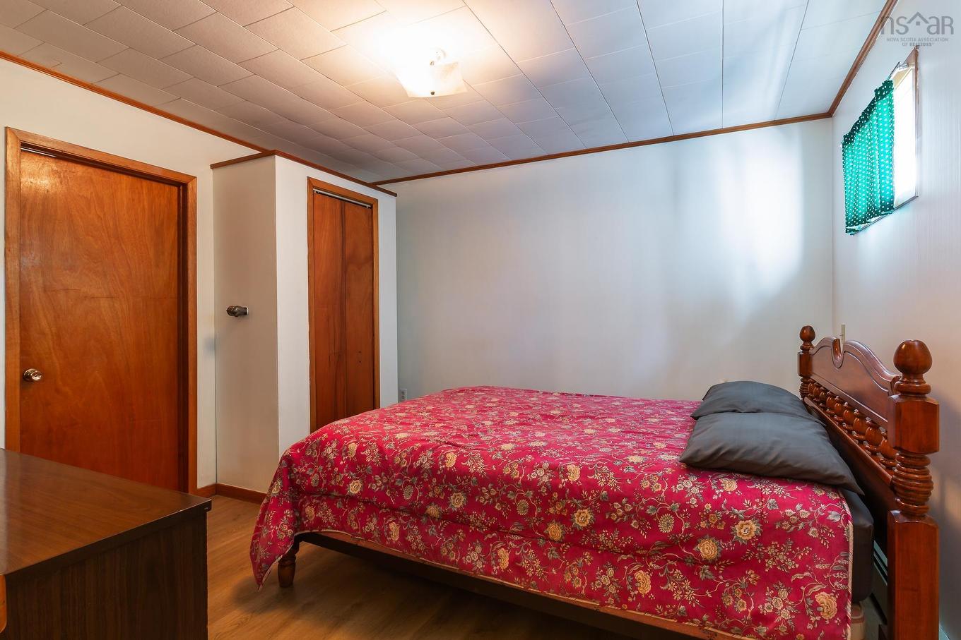 .. 17 Pitt Street, Port Hawkesbury, NS