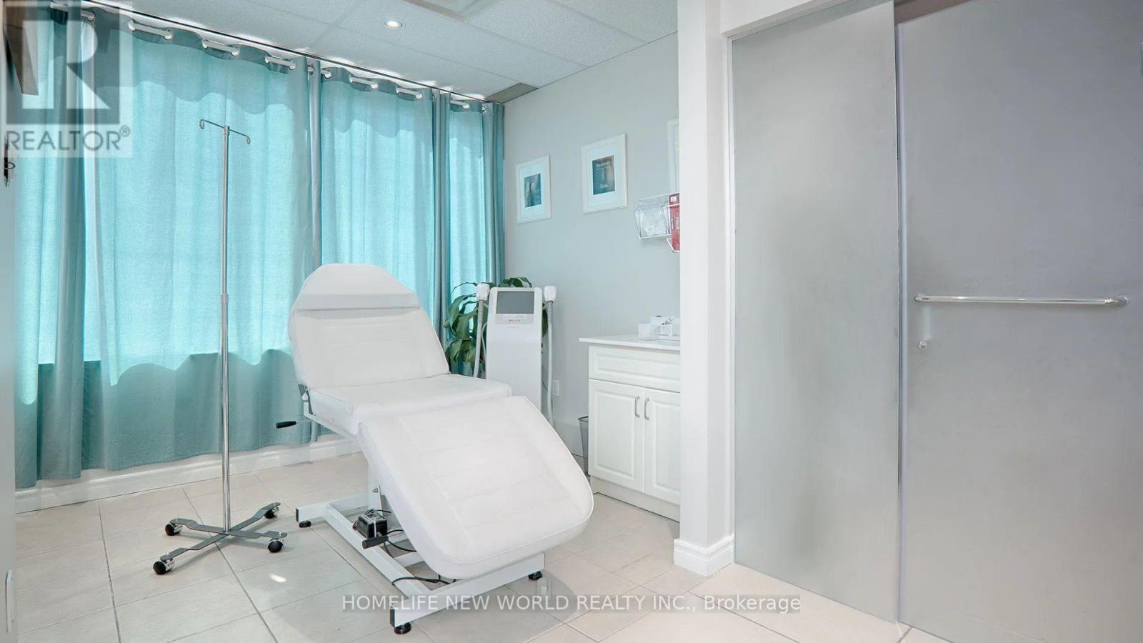 206 - 3621 Highway 7 E, Markham, ON