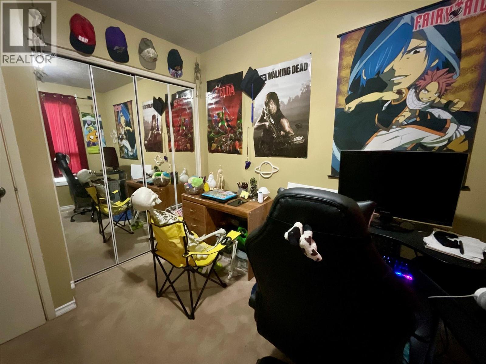 32 Valleyview Place, Tumbler Ridge, BC - Indoor