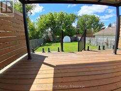 Upgraded deck w/ retractable gazebo, glass panels -
