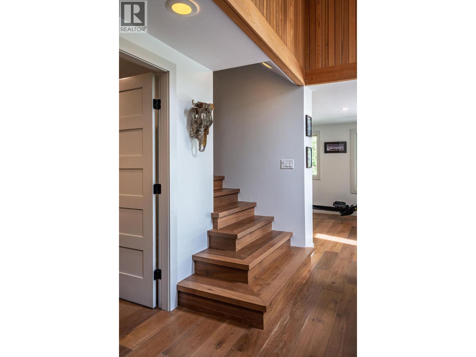 4225 3A Highway, Nelson, BC - Indoor Photo Showing Other Room