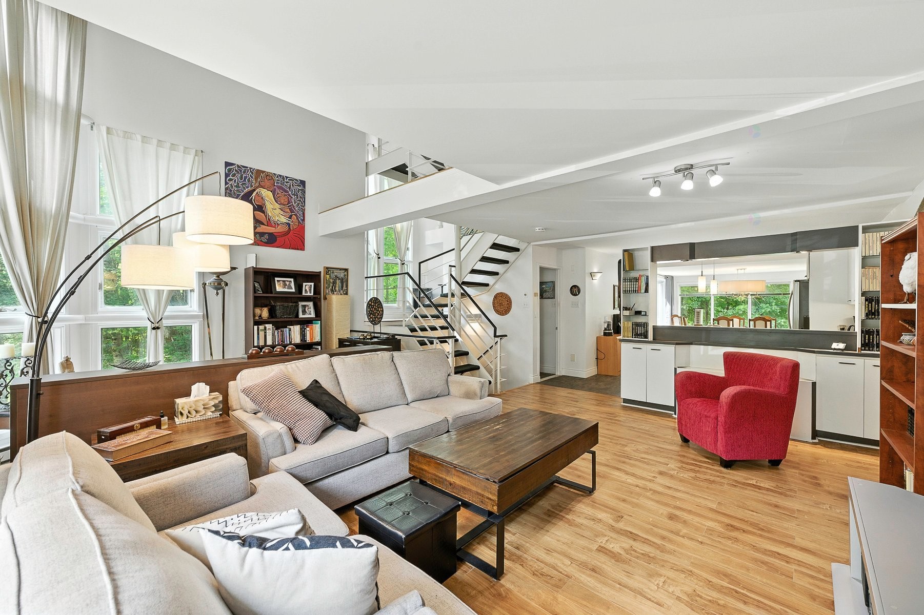 Salon - 485 - 487 Ch. Du Mont-Loup-Garou, Sainte-Adèle, QC - Indoor Photo Showing Living Room