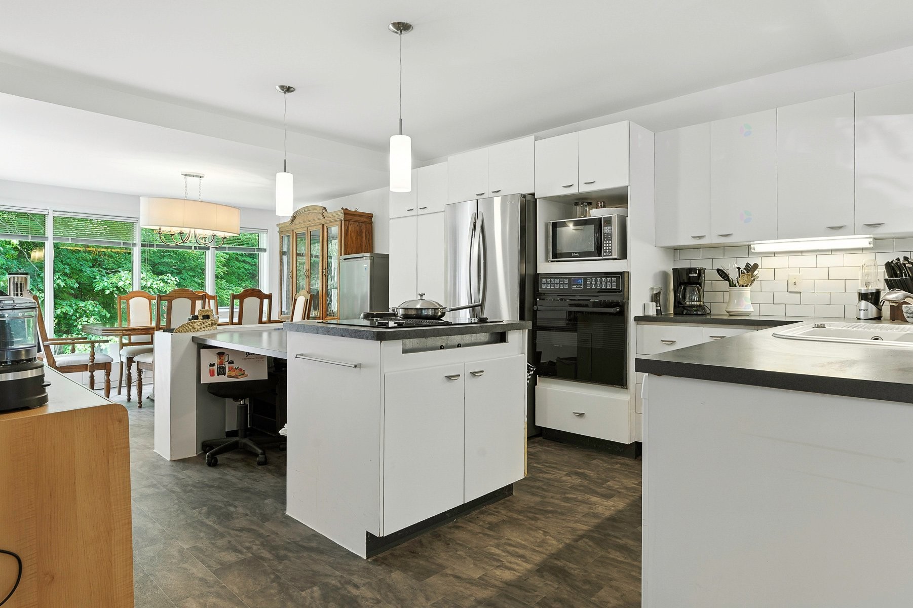 Cuisine - 485 - 487 Ch. Du Mont-Loup-Garou, Sainte-Adèle, QC - Indoor Photo Showing Kitchen