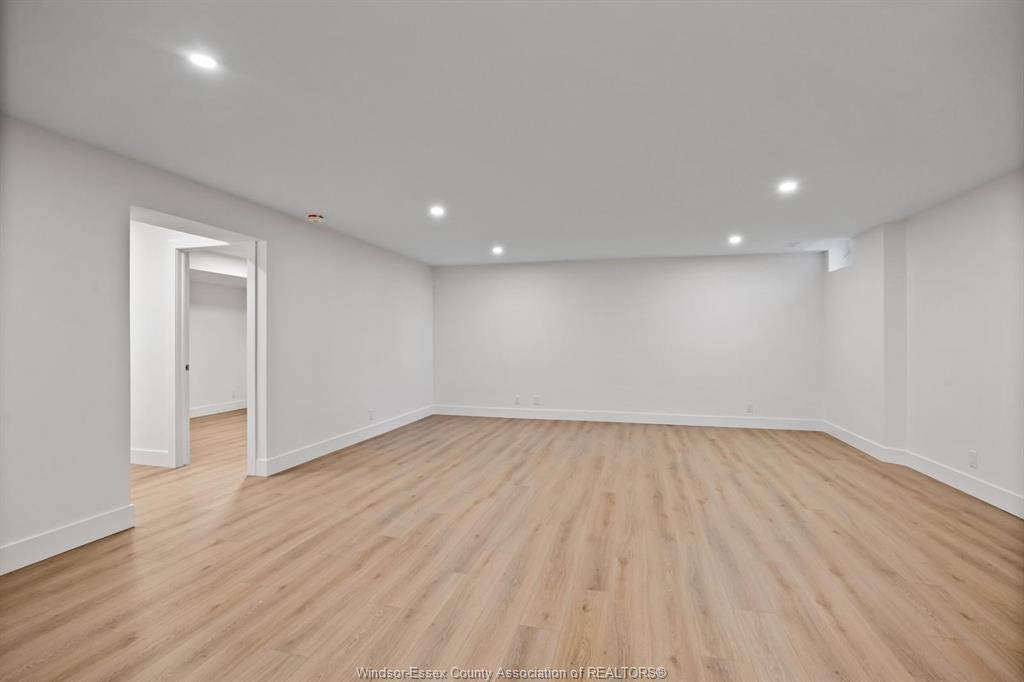 5 Eagle Street, Leamington, ON