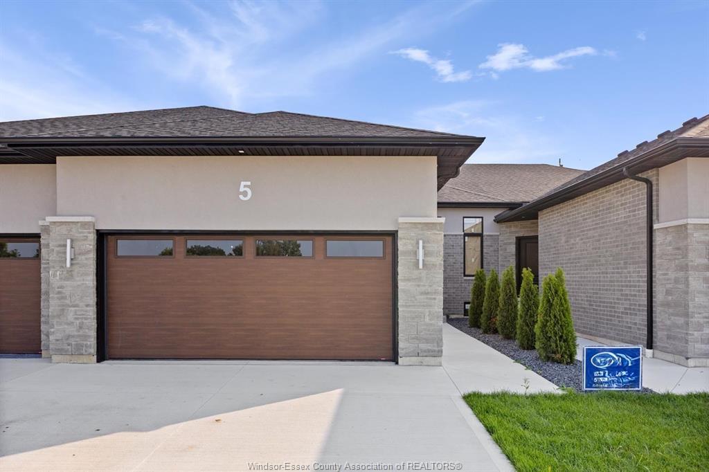 5 Eagle Street, Leamington, ON