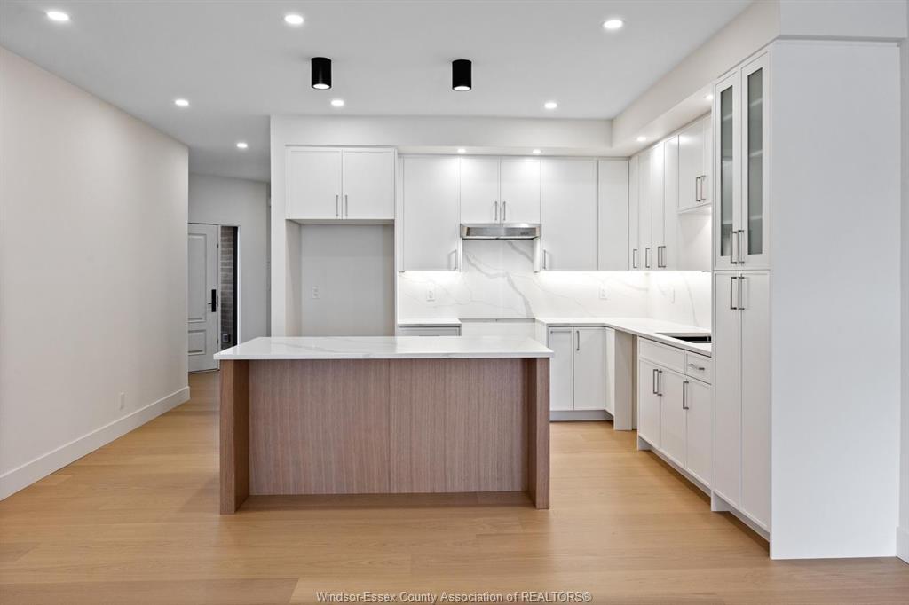 5 Eagle Street, Leamington, ON