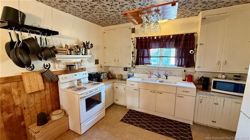 11081 Rue Principale St, Rogersville, NB