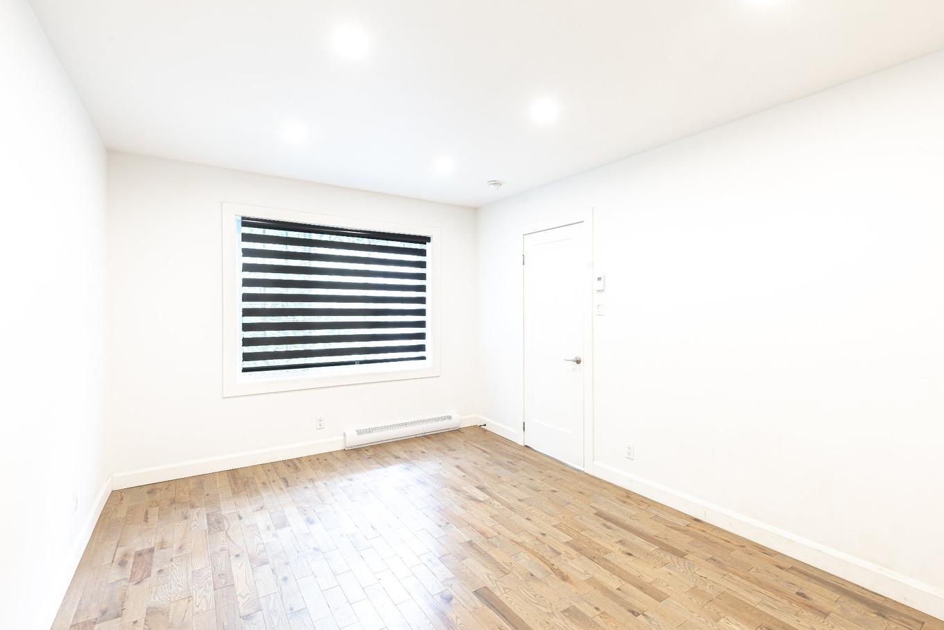 Primary bedroom - 235 - 237 Rue Ste-Marie, Terrebonne (Terrebonne), QC - Indoor Photo Showing Other Room