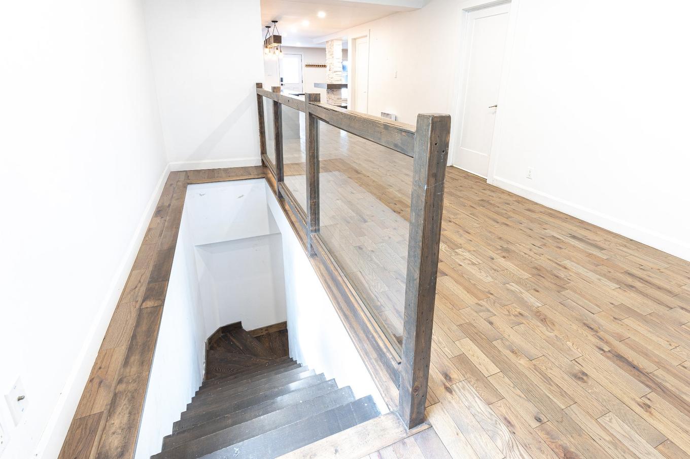 Staircase - 235 - 237 Rue Ste-Marie, Terrebonne (Terrebonne), QC - Indoor Photo Showing Other Room