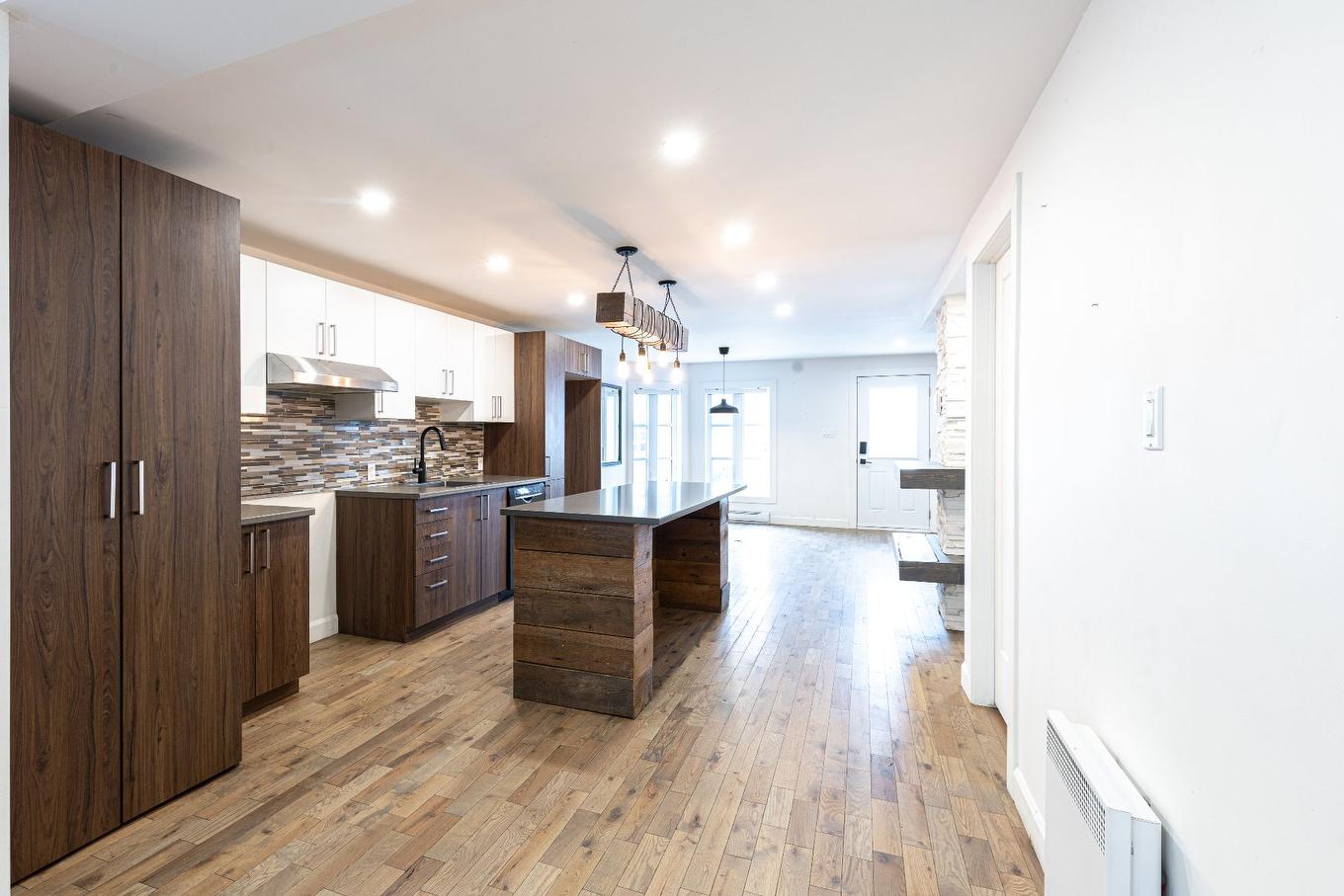 Kitchen - 235 - 237 Rue Ste-Marie, Terrebonne (Terrebonne), QC - Indoor Photo Showing Kitchen