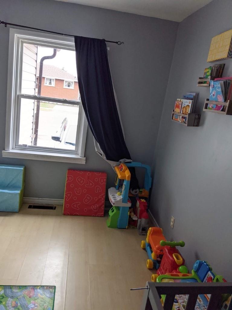 202 Cumming St, Thunder Bay, ON - Indoor