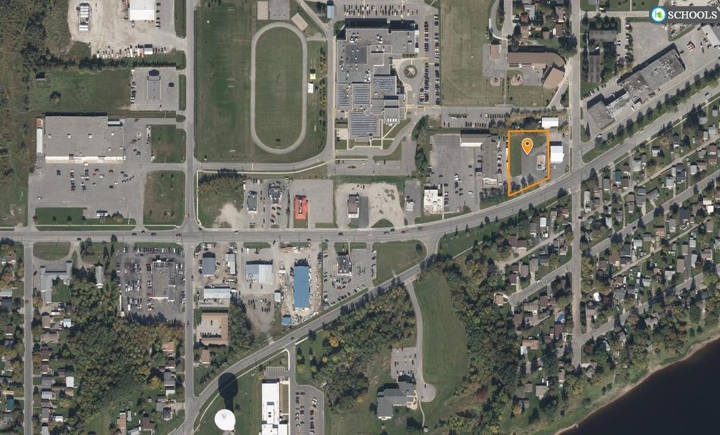 786 Kings Hwy, Fort Frances, ON