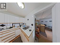 BASEMENT SUITE - Kitchen -