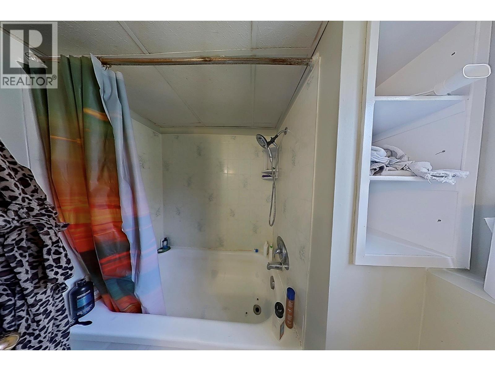 BASEMENT SUITE - Second Bedroom - 3011 11 Street, Vernon, BC - Indoor