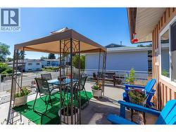 SUNDECK - Southwest facing to soak up the sunshine! -