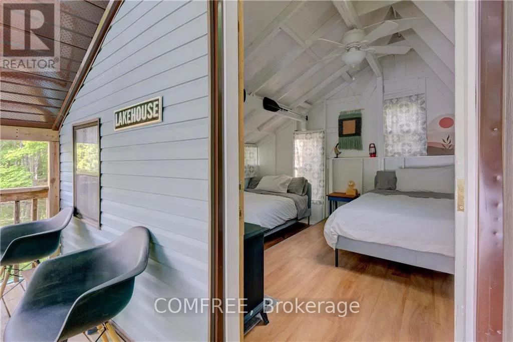 199 West Devil Lake Lane, Frontenac (Frontenac South), ON - Indoor Photo Showing Bedroom