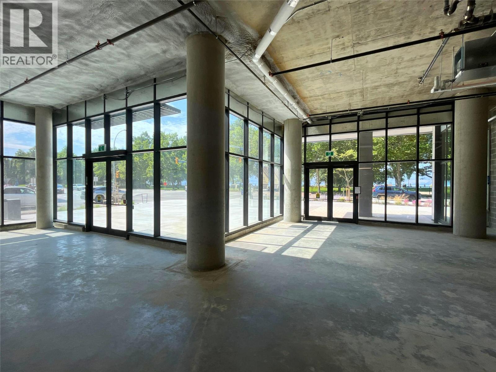 3413 Lakeshore Road, Kelowna, BC