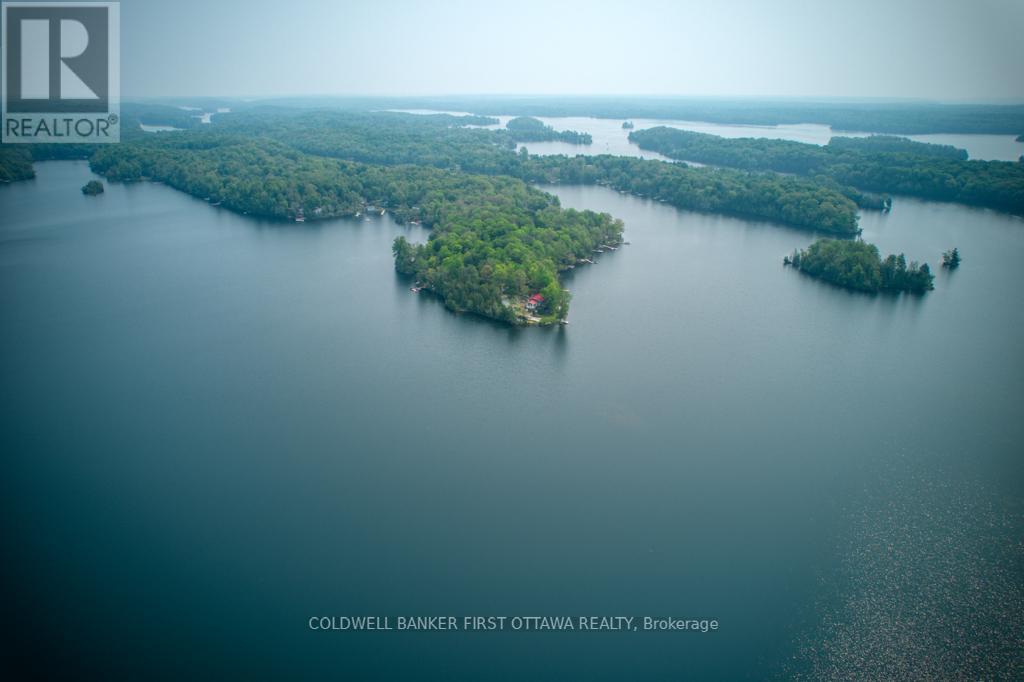 Great swimming, fishing & boating - 16 Grey Owl Road, Frontenac (Frontenac South), ON