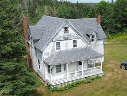 2121 Loch Lomond Road Loch Lomond, NS B2E 1E3