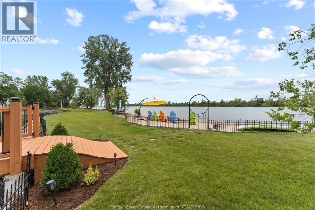 318 Crystal Bay Drive, Amherstburg, ON - Outdoor With Body Of Water With View