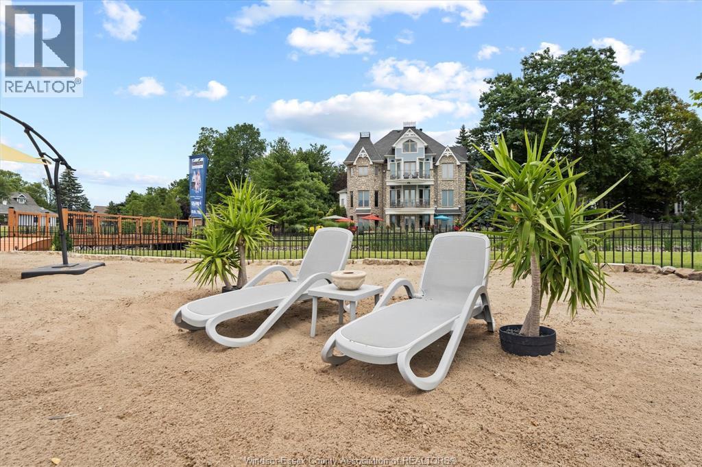 318 Crystal Bay Drive, Amherstburg, ON - Outdoor