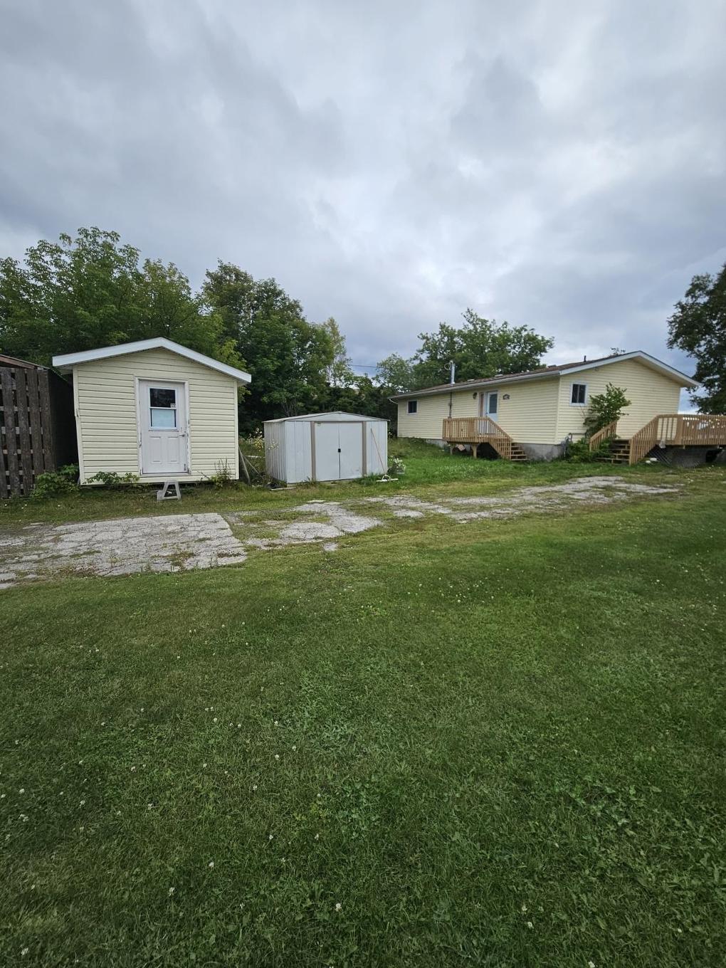 214 Lakeshore Drive, Ignace, ON - Outdoor With Exterior