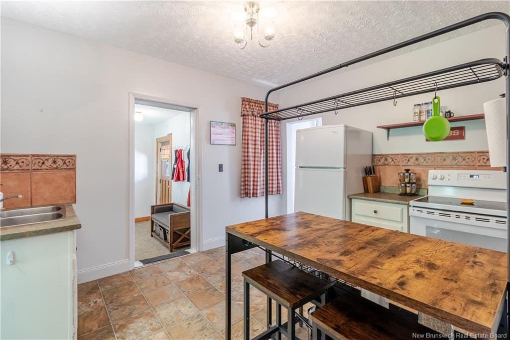 51 Main St, Stanley, NB