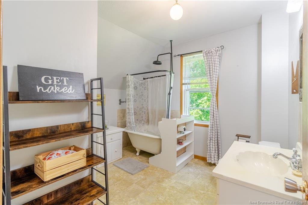 51 Main St, Stanley, NB