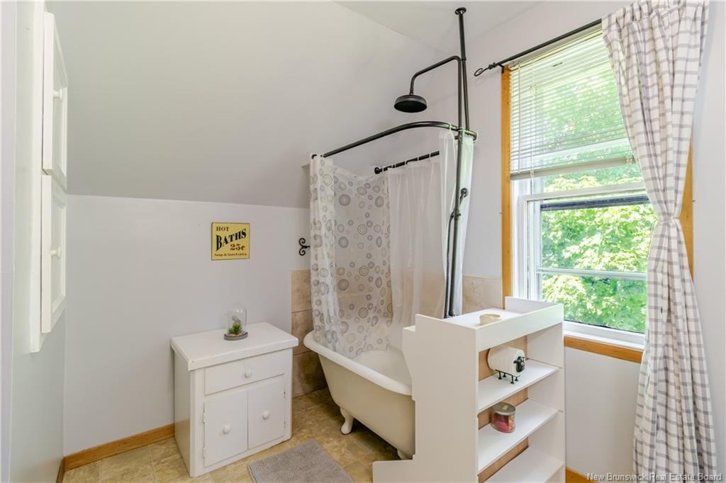 51 Main St, Stanley, NB